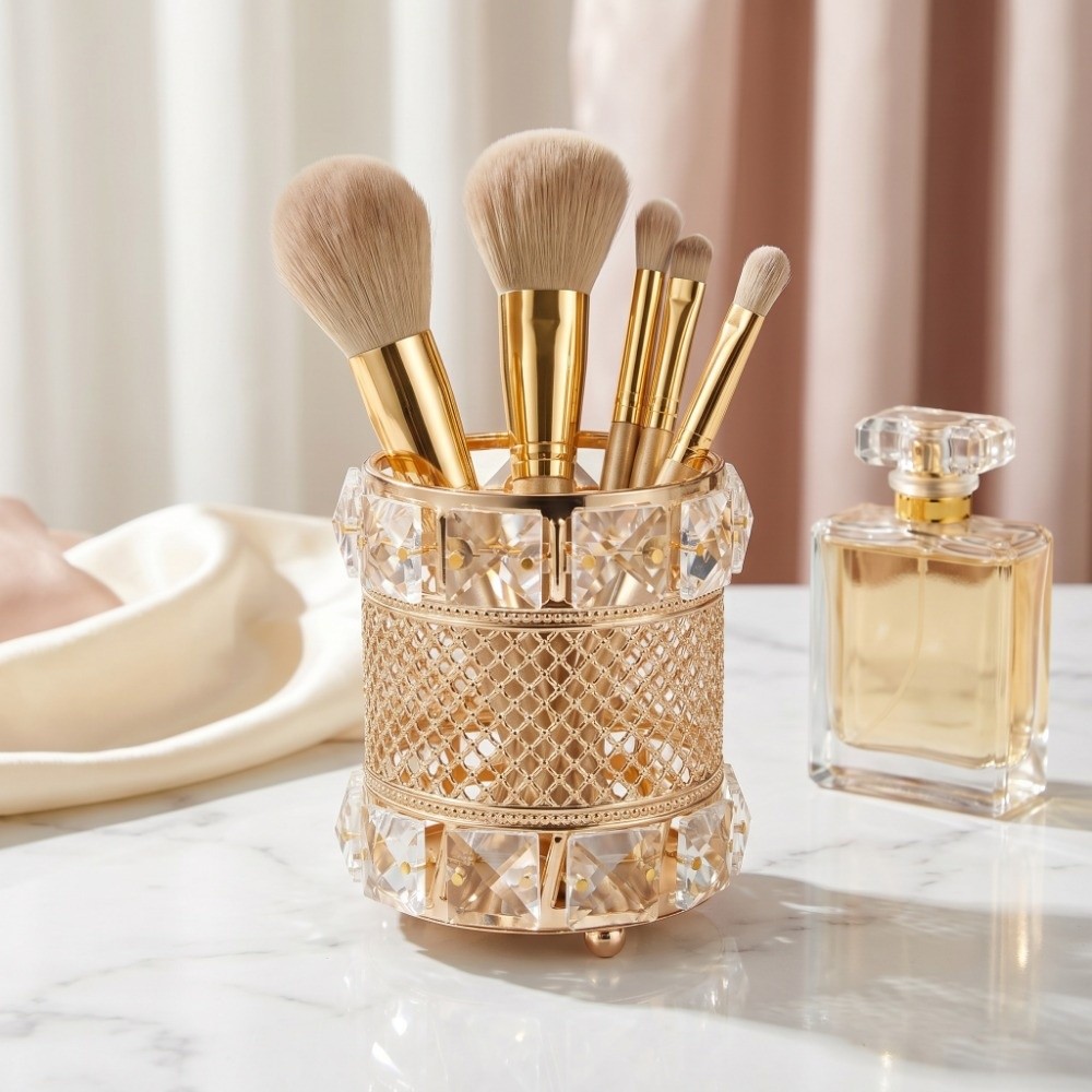 Altın Makyaj Fırçası Tutucu Dü - Luxury Skincare And Makeup Brands incelemesi ve fiyatı